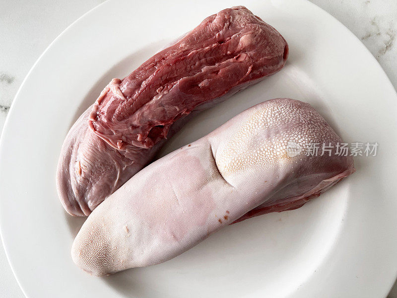 小牛肉的舌头