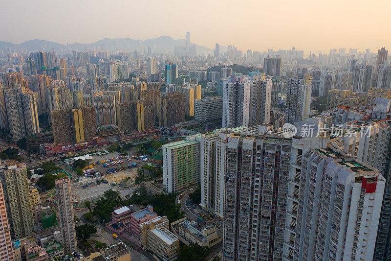 香港城市景观，大多是公寓大楼