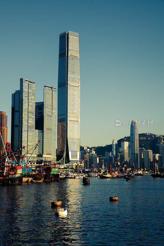 油麻地避风塘及西九龙