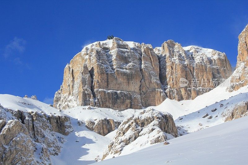 意大利Dolomites的冬天