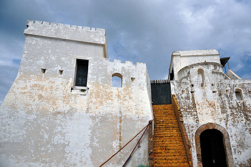 加纳:海岸角城堡-返回之门