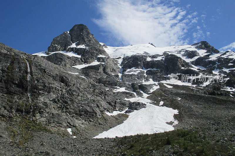 登山