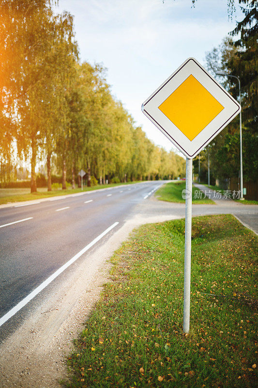 主要道路标志