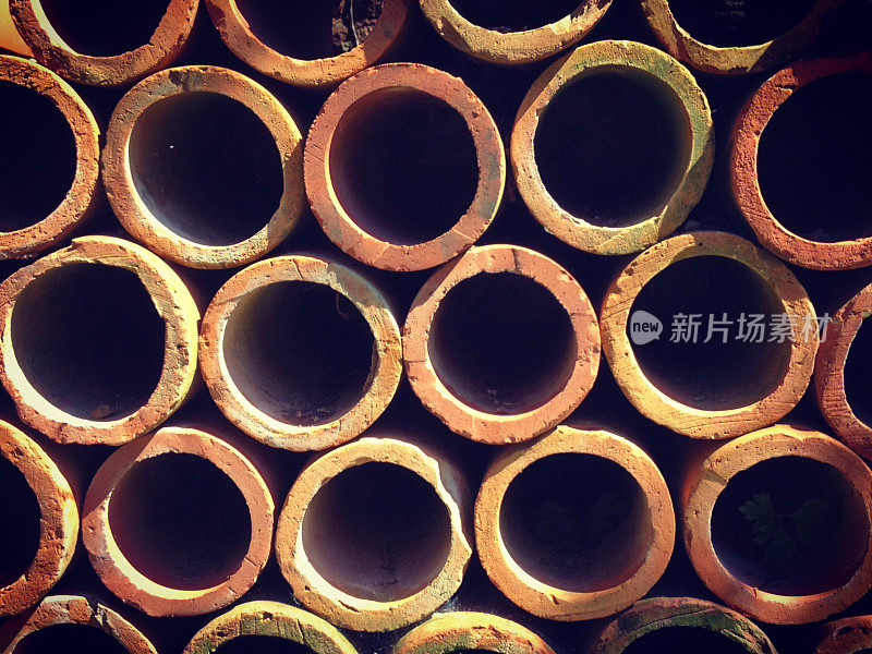 传统的赤陶土排水管道