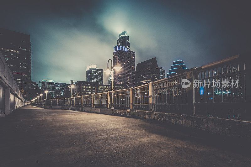 奥斯汀市中心摩天大楼天际线全景城市夜景