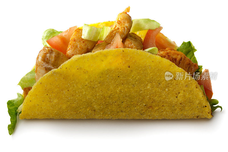 TexMex食品:鸡玉米饼孤立在白色背景