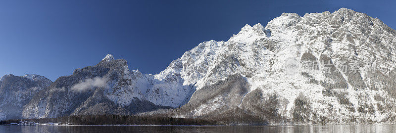 桑克特巴塞洛梅在湖科尔尼格西全景