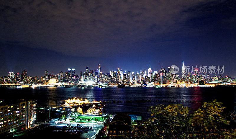 曼哈顿的夜景
