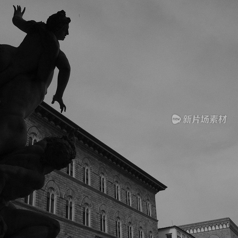 维琪奥宫，德拉夫人广场。著名的mai雕像