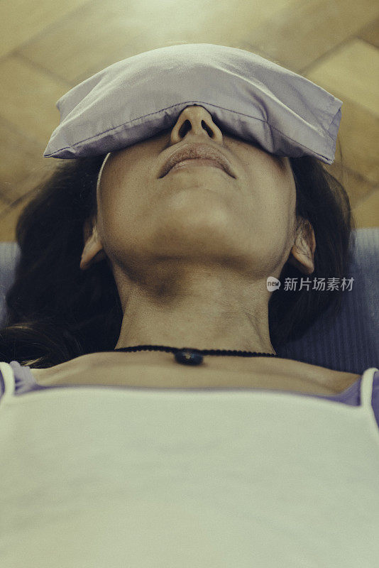 薰衣草眼枕瑜伽Savasana