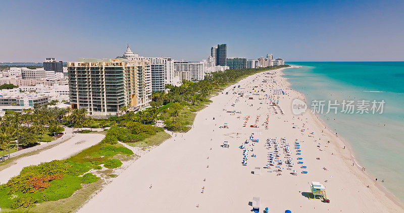 无人机拍摄的佛罗里达州迈阿密海滩的南海滩