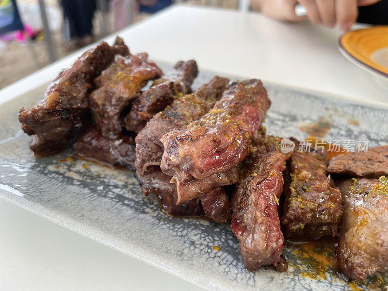 阿根廷风味辣酱牛排条