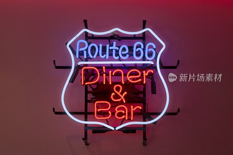 66号公路餐厅和酒吧-霓虹灯