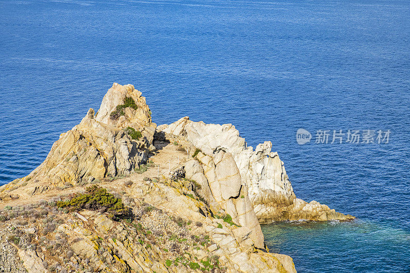 埃尔巴岛(意大利托斯卡纳群岛)的恩弗拉岛