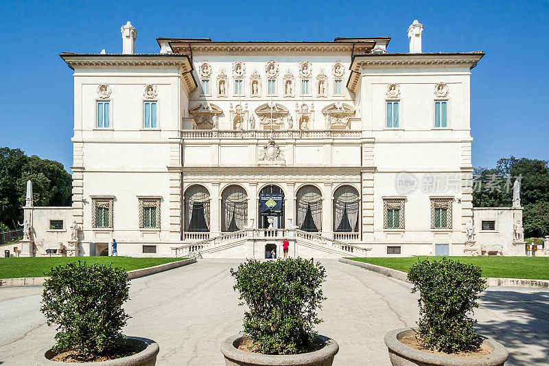 波勒塞别墅里的波勒塞画廊，建于18世纪，是罗马最大的公园