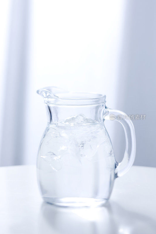 玻璃水罐
