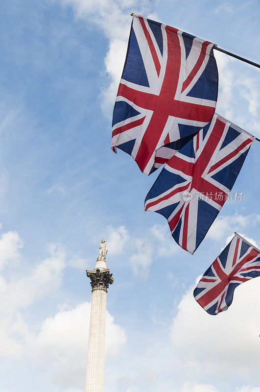 特拉法加广场上的英国国旗。