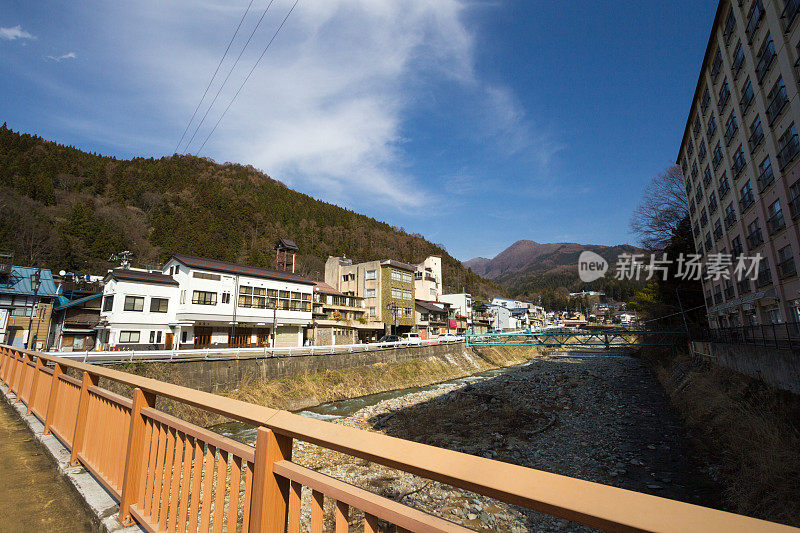 日本Shibu温泉横川河