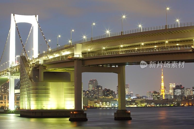 来自日本东京台场的彩虹桥