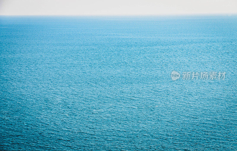 巨大的蓝海