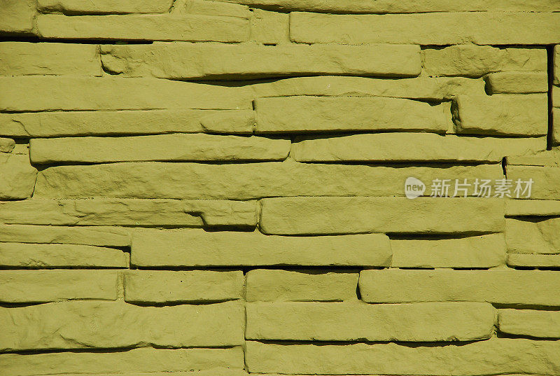 绿色的石头墙