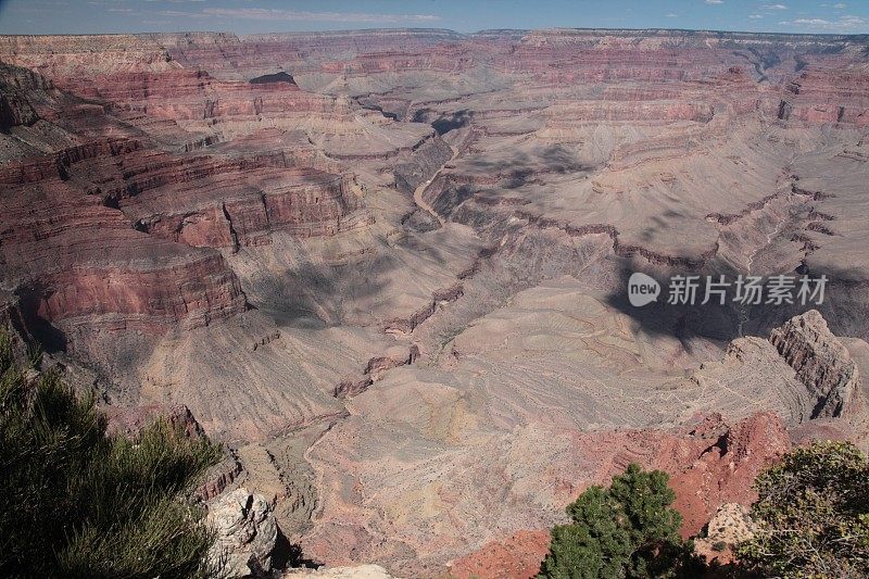 纪念碑溪远景的大峡谷