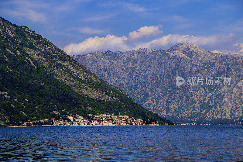 依山傍天的海景