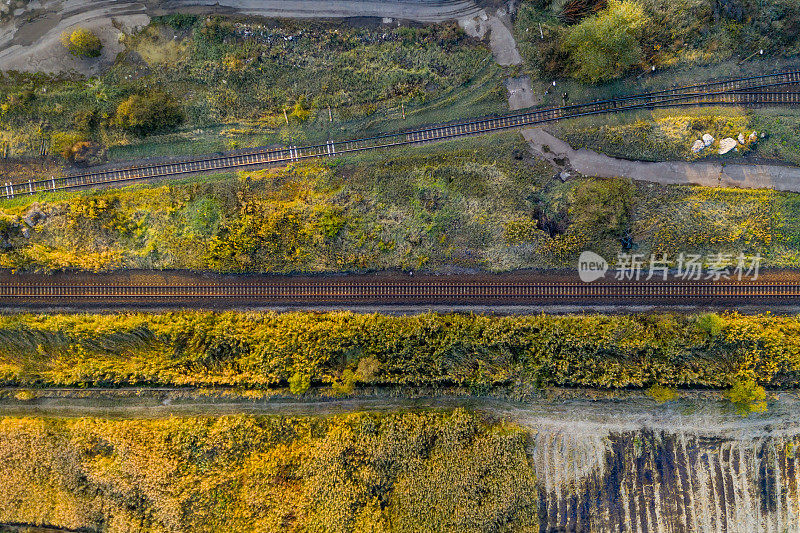 上午铁路鸟瞰图