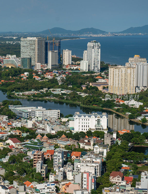 云头市，越南著名的沿海城市之一