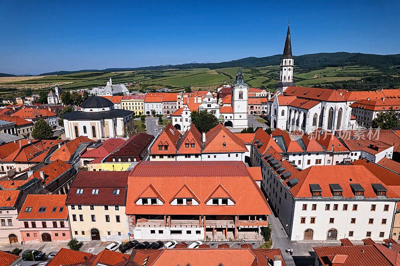 莱沃卡古城鸟瞰图，斯洛伐克的中世纪小镇。