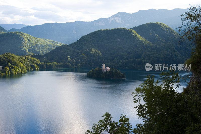 朱利安阿尔卑斯山脉的湖泊