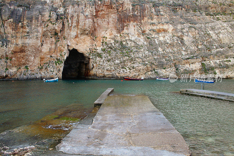 马耳他德韦拉戈佐的内海码头和岩洞