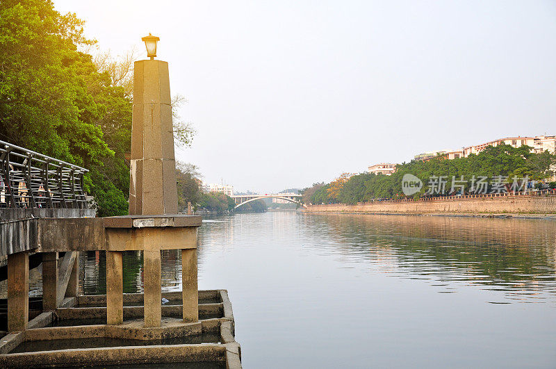 美丽的早晨，江门河，中国，广东。
