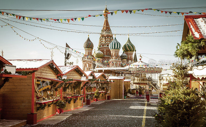 俄罗斯莫斯科红场上的圣诞村集市