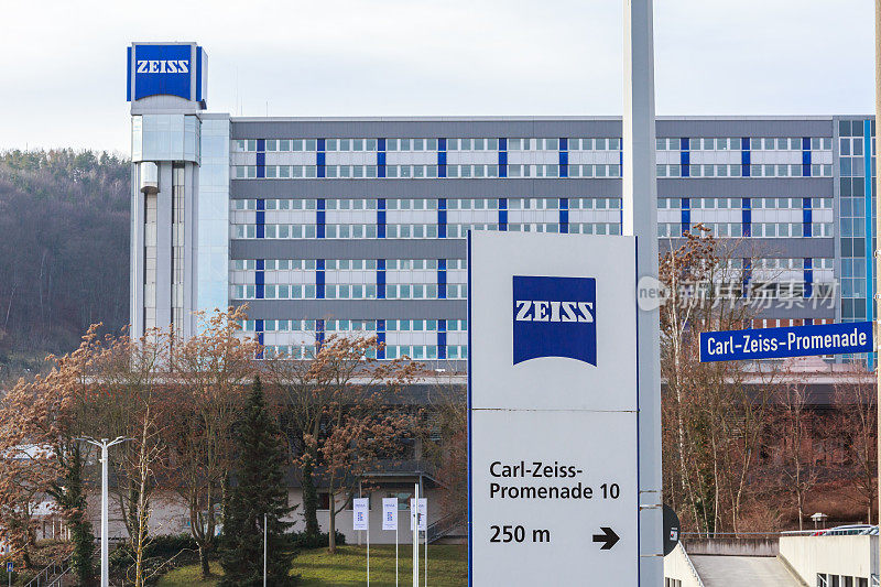 德国耶拿——2020年1月12日:蔡司总部位于耶拿。卡尔蔡司是一家德国公司，专门从事光学仪器，光学和精密镜头。