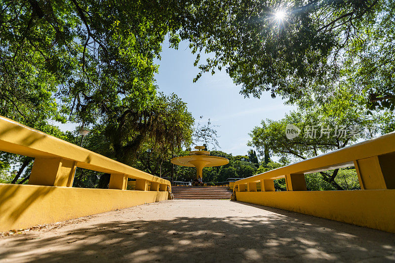 巴西大南州阿雷格里港的Farroupilha公园