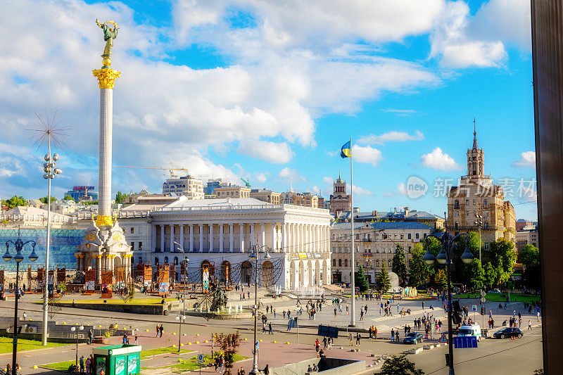 乌克兰基辅独立广场和雕像