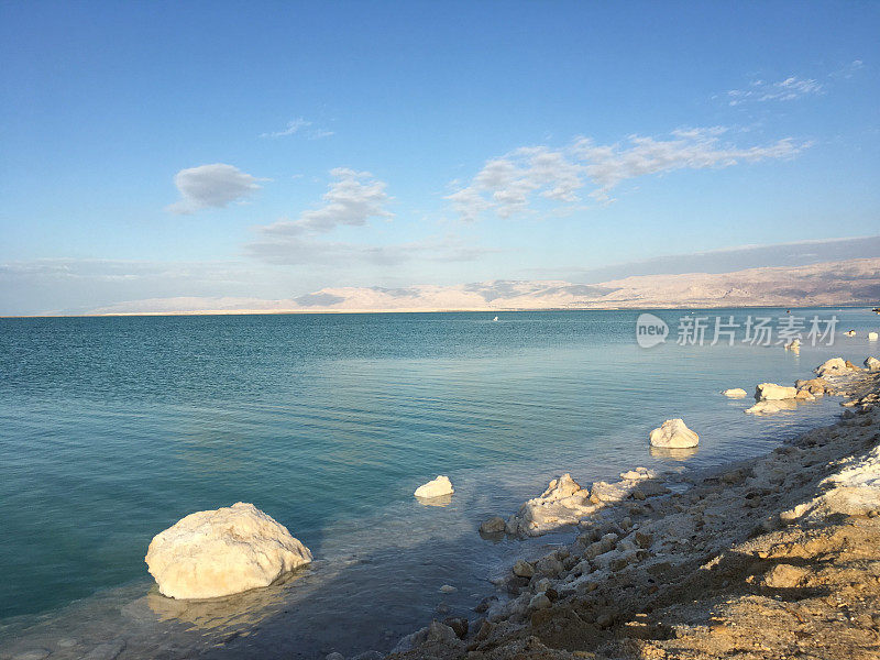 死海海滨滩涂盐