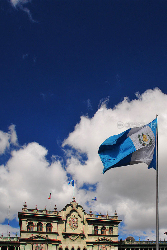 危地马拉:危地马拉国旗和国家宫殿