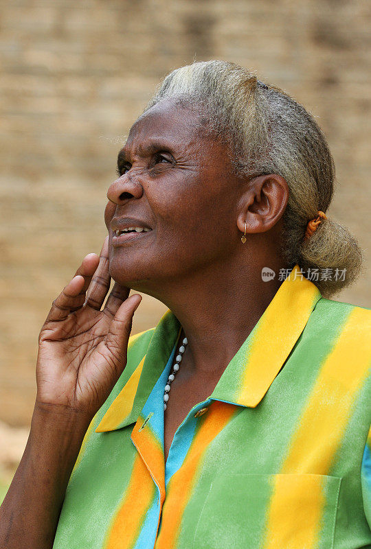 非洲老妇人回忆三