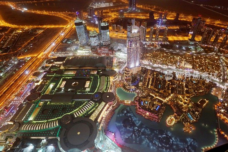 迪拜市中心的夜景