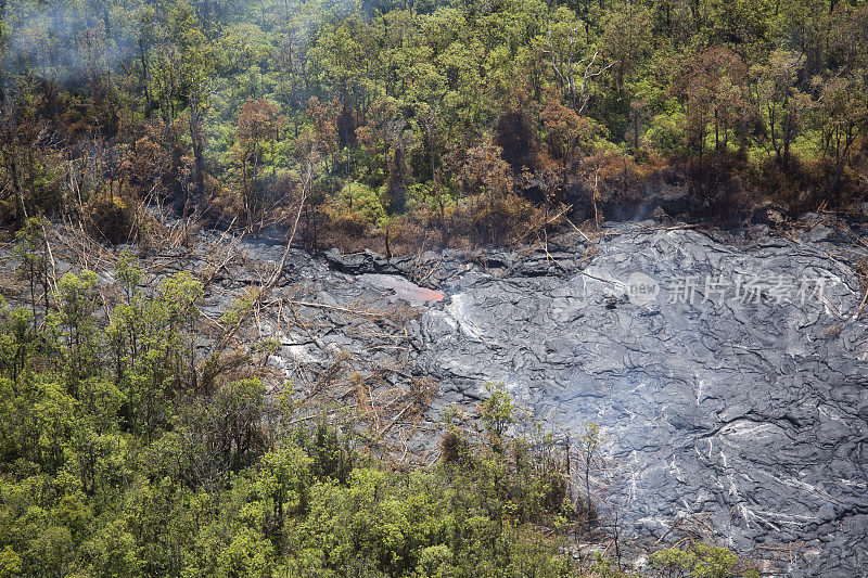 美国夏威夷大岛希洛基拉韦厄火山熔岩流