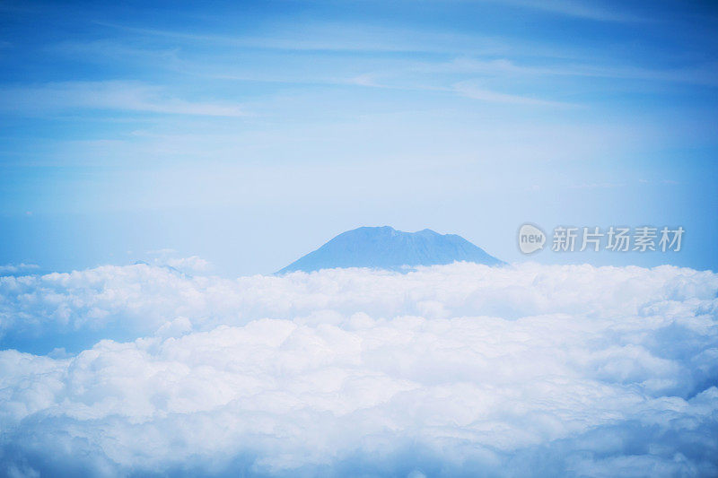 巴厘岛火山鸟瞰图