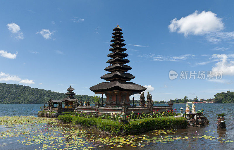 普拉乌伦达努寺，巴厘岛