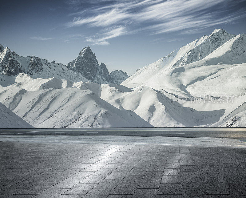 加拿大育空地区，雪山风光