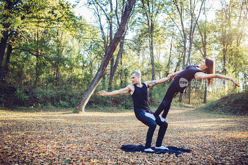 几个acroyoga