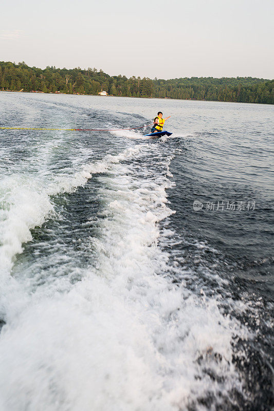 Kneeboarding