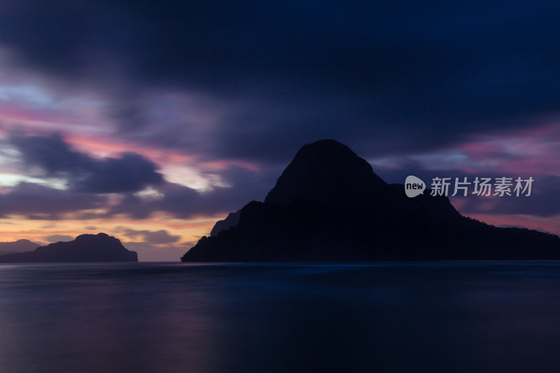 厄尔尼诺群岛的夜景