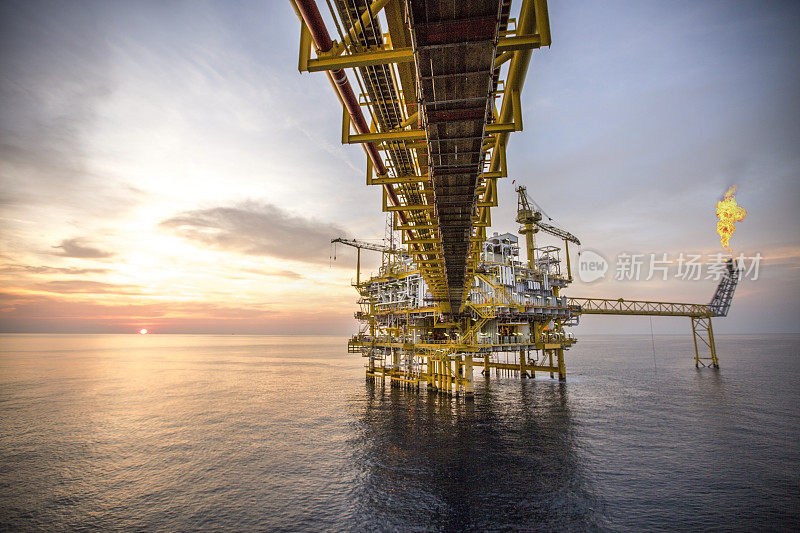 海上石油和天然气生产建设平台