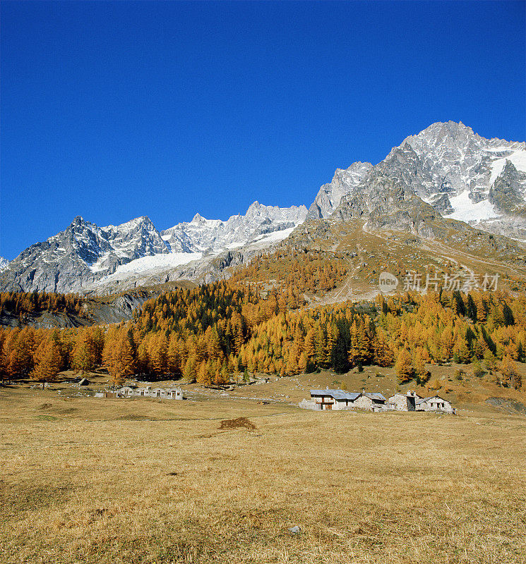 山景、石屋、绿色山谷、奥斯塔谷